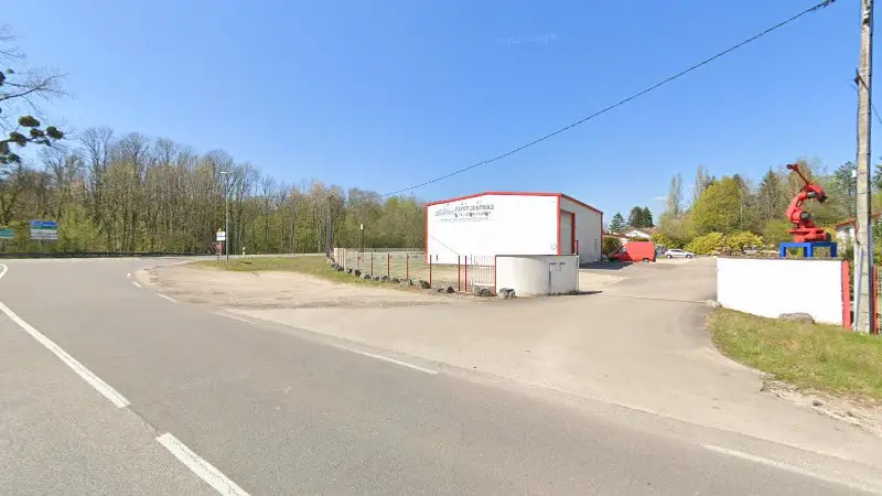 Vue de la rue devant Payet Controle, Villers-les-Pots