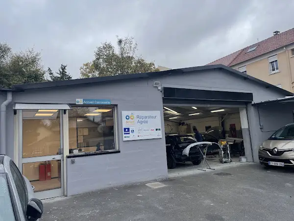 Photo publiée sur la fiche Google de Carrosserie Automobile de Sannois, Sannois