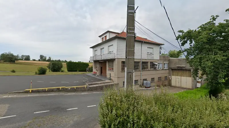 Vue de la rue devant Freismuth Société d'Exploitation de la Carrosserie-SARL, Waltembourg