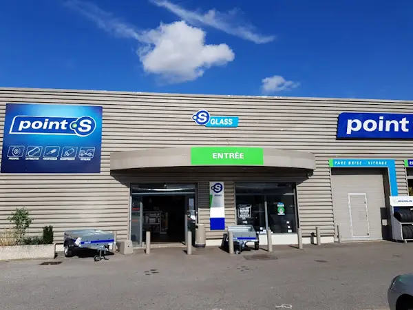 Photo publiée sur la fiche Google de Centre pare-brise S Glass Beauvais, Beauvais