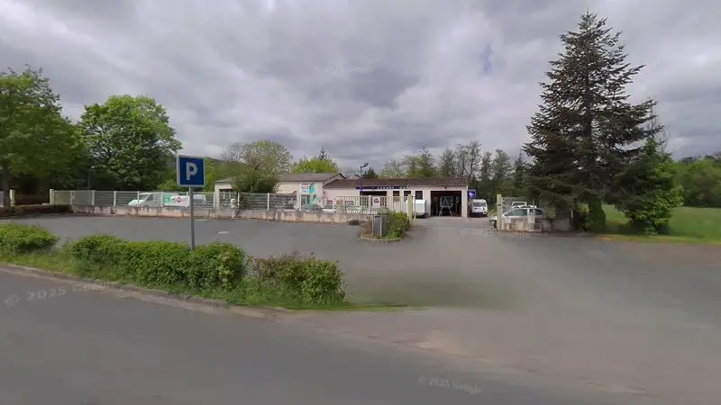 Vue de la rue devant AUTOPRIMO - GARAGE GARON, Régnié-Durette
