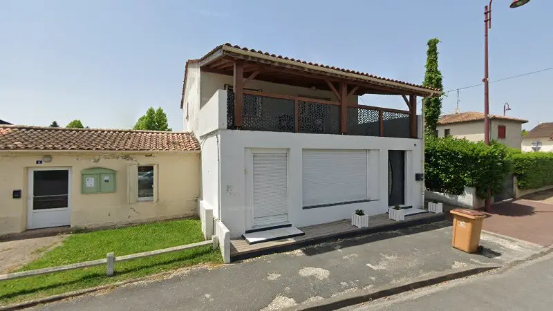 Vue de la rue devant Jordi'service auto, Saint-Yzan-de-Soudiac
