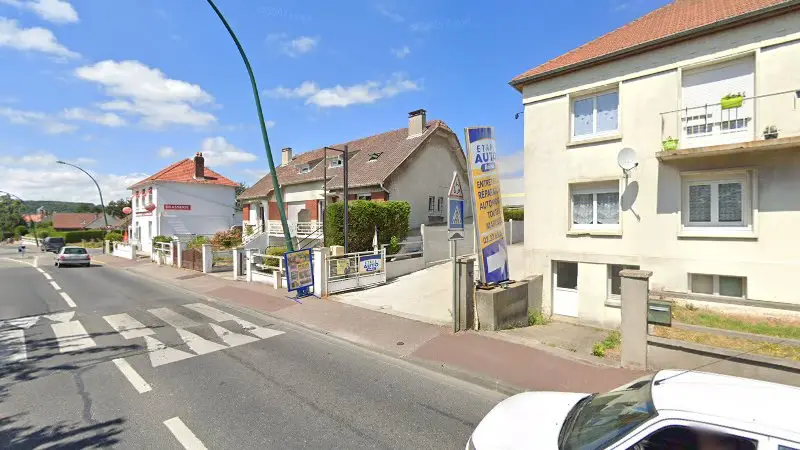 Vue de la rue devant CENTRE AUTO NOTRE DAME DE GRAVENCHON, Port-Jérôme-sur-Seine