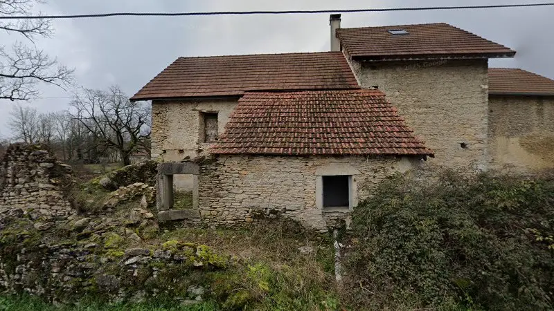 Vue de la rue devant GT-Assistance, Saint-Baudille-de-la-Tour