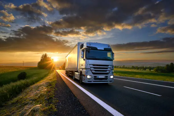 Photo publiée sur la fiche Google de Mauges Pneumatiques Service - Depannage poids lourds,voitures -Vente,pose,réparation de pneus voiture à domicile, Sèvremoine