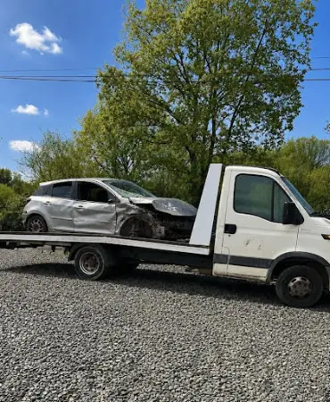 Photo publiée sur la fiche Google de Auto.Métaux Recycl' (Enlèvement d’épaves. Récupération de ferraille ), Plessé