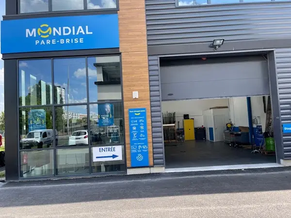 Photo publiée sur la fiche Google de Mondial Pare-Brise Villeneuve-la-Garenne, Villeneuve-la-Garenne