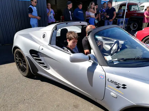 Photo publiée sur la fiche Google de Classic Cars 17, La Jarne