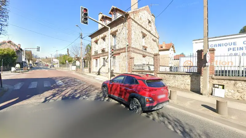 Vue de la rue devant Garage Cb Auto, Villeneuve-le-Roi