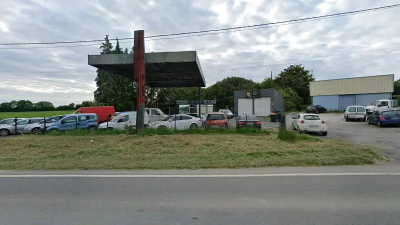 Vue de la rue devant GARAGE AUTOMOBILES SERVICES AUTOSHOP, Soudan