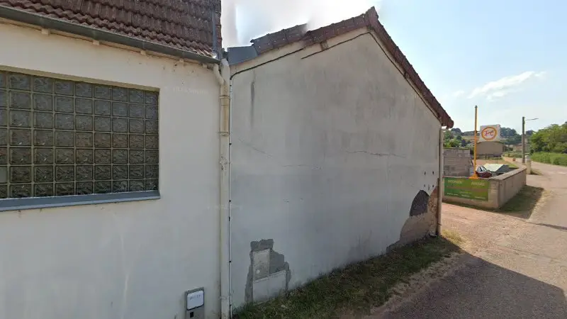 Vue de la rue devant TOLERIE DES CORDELIERS, Charlieu