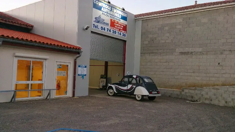 Photo publiée sur la fiche Google de Controle Technique auto moto Marchand 38150 anjou, Anjou