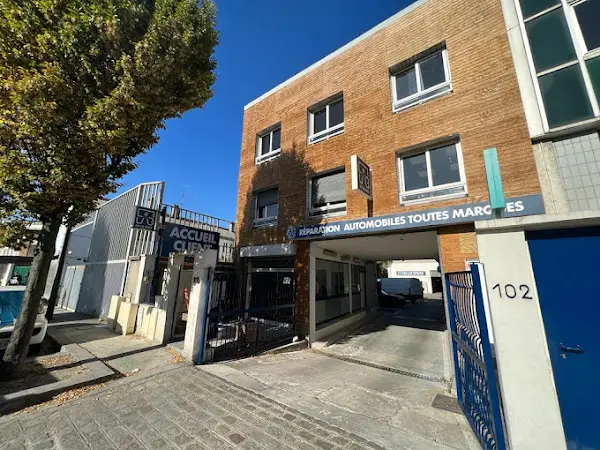 Photo publiée sur la fiche Google de Car lab Service, Aubervilliers