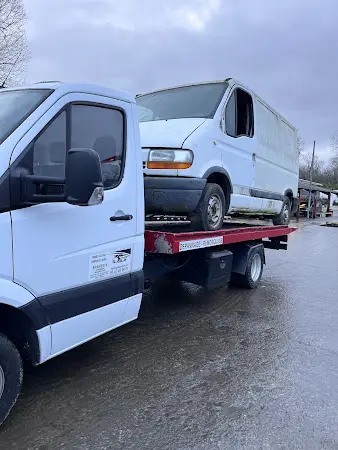 Photo publiée sur la fiche Google de Epaviste Franck auto40 Rachat de véhicules enlèvement, Epave. dépannage auto remorquage, Souprosse