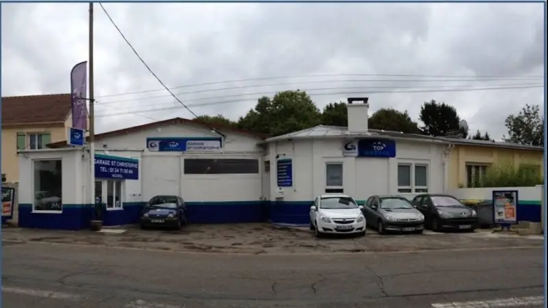 Photo publiée sur la fiche Google de TOP GARAGE - GARAGE SAINT CHRISTOPHE, Luzarches