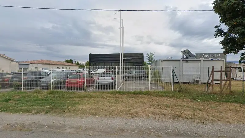 Vue de la rue devant GARAGE GIRAUD - Citroën, Beaumont-lès-Valence
