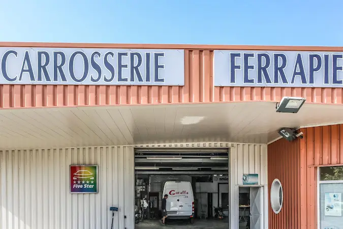 Photo publiée sur la fiche Google de CARROSSERIE FERRAPIE, Jonzieux