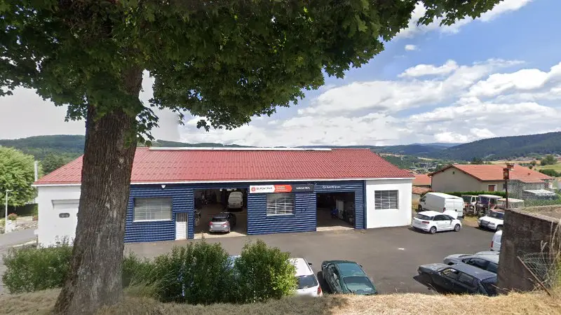 Vue de la rue devant GARAGE BEAL Eurorepar Car Service, Dunières
