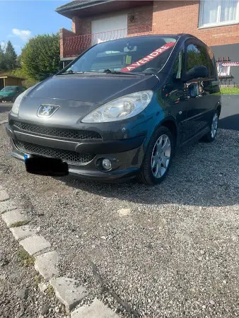Photo publiée sur la fiche Google de E.N.J Entretien AUTO, Auchy-lès-Hesdin