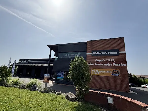 Photo publiée sur la fiche Google de François Pneus - Gaillac - POINT S (Entretien et réparation automobile), Gaillac