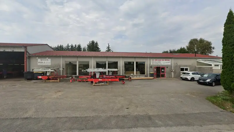 Vue de la rue devant Garage cks, L'Hôpital-du-Grosbois