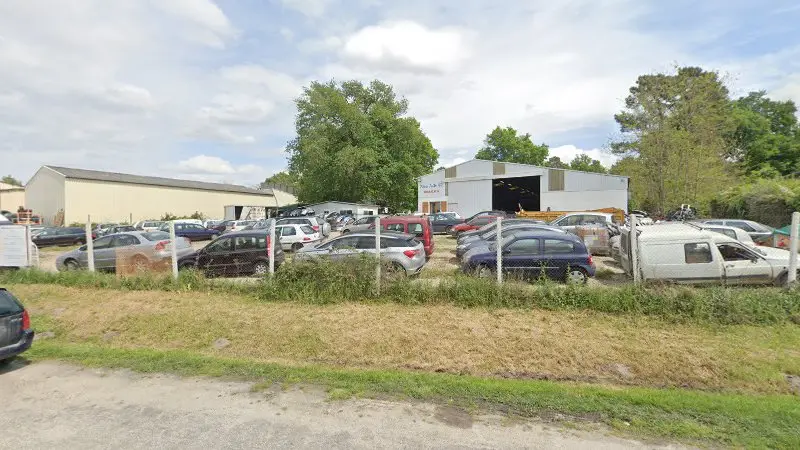 Vue de la rue devant AUTO RECYCLAGE MARMANDAIS - EXR GROUPE, Fourques-sur-Garonne
