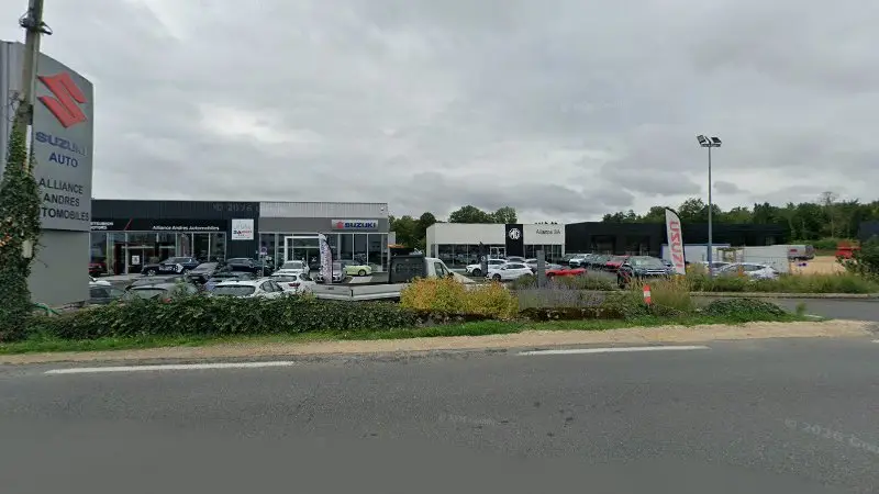 Vue de la rue devant Carrosserie Alliance Andres Automobiles, Trélissac