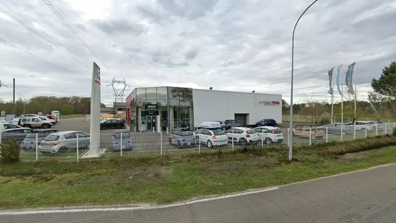 Vue de la rue devant EURL NOGUES DIDIER - Citroën, Morcenx-la-Nouvelle