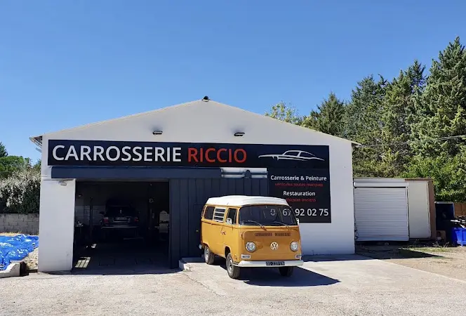 Photo publiée sur la fiche Google de Carrosserie Riccio, Le Triadou