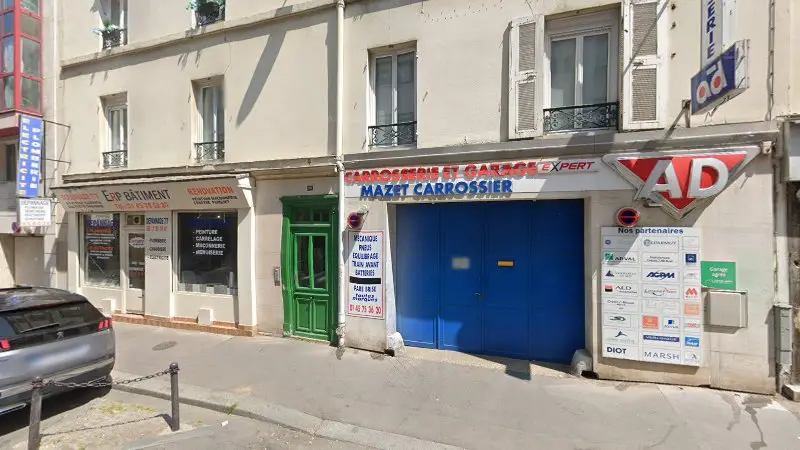 Vue de la rue devant AD Carrosserie R. MAZET ET CIE, Paris