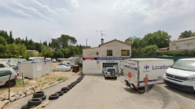 Vue de la rue devant GARAGE DU COLOMBIER Fiat, Roquefort-les-Pins