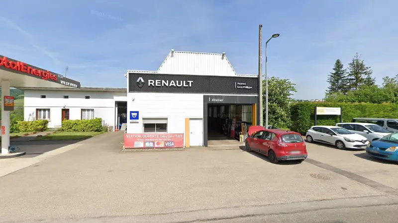 Vue de la rue devant RENAULT Garage Gros SARL, Val-de-Virieu
