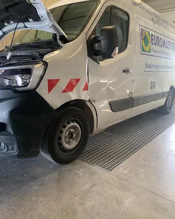 Photo publiée sur la fiche Google de JR carrosserie, Alixan