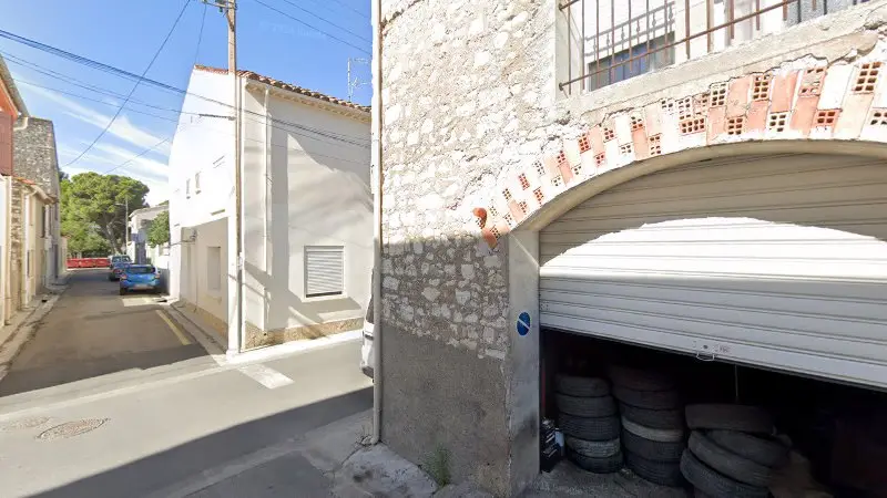 Vue de la rue devant LS Atelier Auto Lajoie Stephane, Sigean