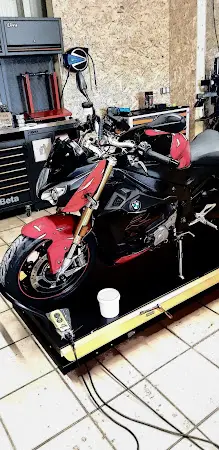 Photo publiée sur la fiche Google de LM BIKE- Moteurs et Performances, Plouigneau