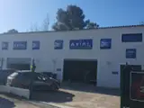 Photo de Master Carrosserie Montauroux - Prêt de véhicules de même catégorie & utilitaires - Restitution LLD/LOA - Gestion de flotte