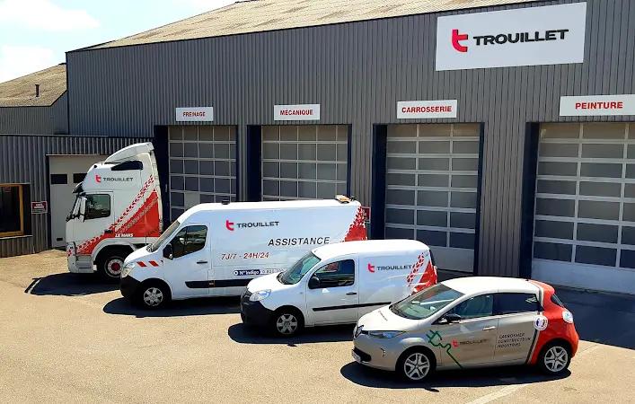 Photo publiée sur la fiche Google de Trouillet Services Le Mans – PL et Utilitaires : Réparation, Entretien, Peinture, Carrosserie, Location Utilitaires et Semi, La Milesse