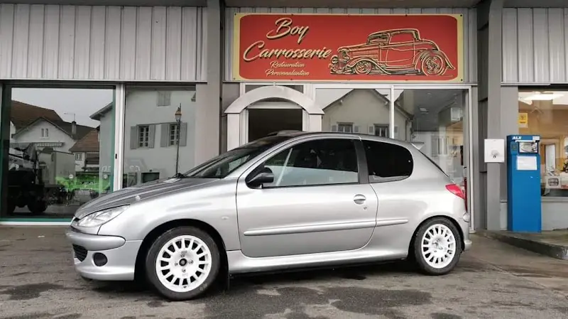 Photo publiée sur la fiche Google de boy carrosserie, Oloron-Sainte-Marie
