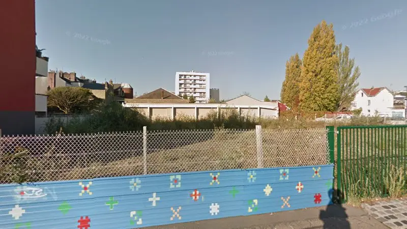 Vue de la rue devant Carrosserie Socame, Le Havre