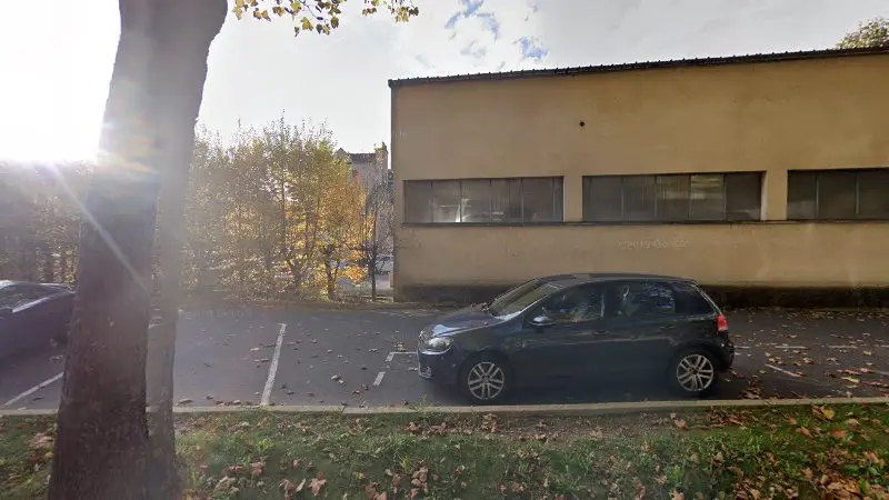 Vue de la rue devant CLINIC AUTO Volkswagen, Marvejols