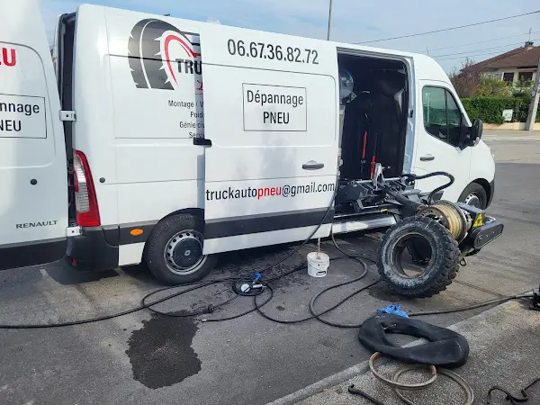 Photo publiée sur la fiche Google de Truck Auto Pneu, Saint-Martin-d'Uriage