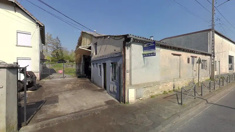 Vue de la rue devant Garage Mz Auto, Tremblay-en-France