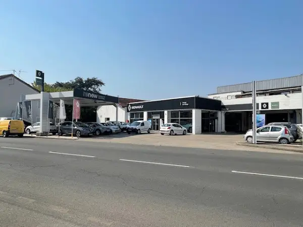 Photo publiée sur la fiche Google de RENAULT DACIA VILLENEUVE SUR LOT Garage du Collège, Villeneuve-sur-Lot