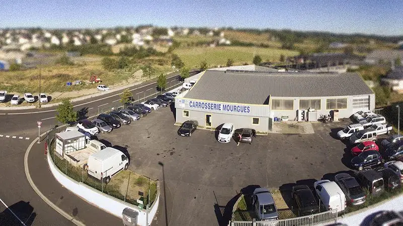 Photo publiée sur la fiche Google de Sarl Carrosserie Mourgues, Saint-Chély-d'Apcher
