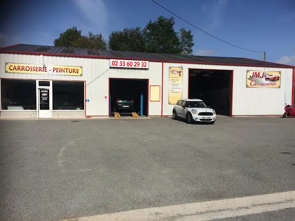 Photo publiée sur la fiche Google de JMJ Carrosserie - Technicar Services, Pontorson