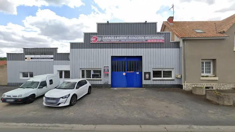 Vue de la rue devant Eurorepar Garage Lbm, Bonnes