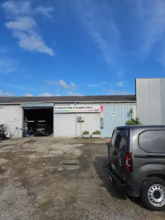 Photo publiée sur la fiche Google de CARROSSERIE DI ACQUALONGA, Ajaccio