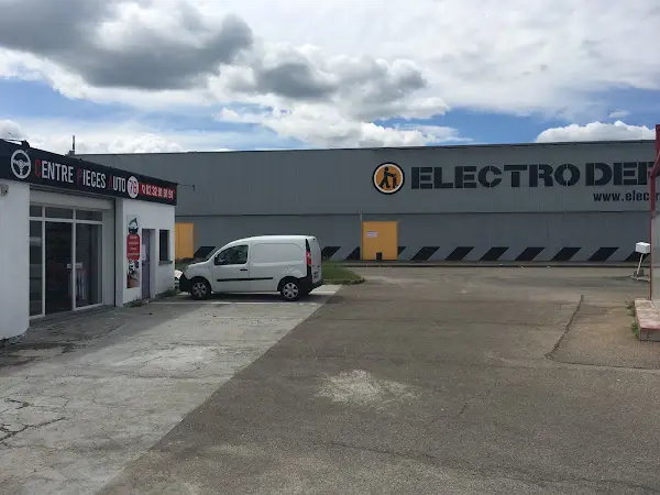 Photo publiée sur la fiche Google de Centre Pièce Auto Rouen CPA ROUEN, Saint-Étienne-du-Rouvray