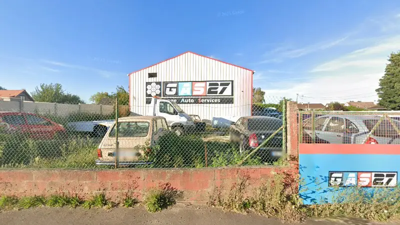 Vue de la rue devant Garage Auto Services 27, Les Thilliers-en-Vexin