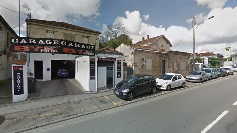Vue de la rue devant Garage BTK Pneus - Motrio, Talence